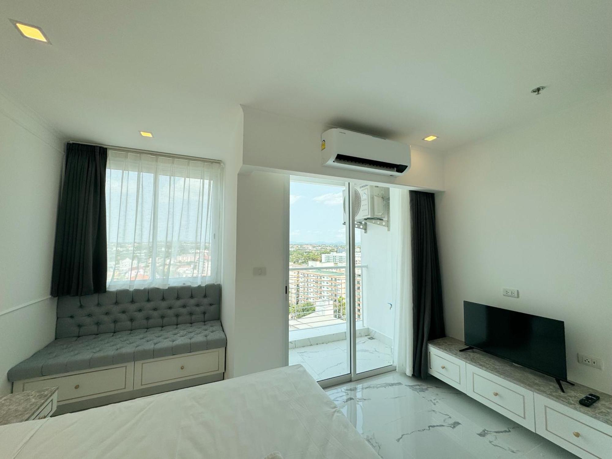 The Empire Chic Residence Jomtien & Yahaha エクステリア 写真